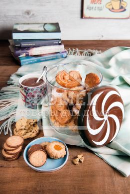 Контейнер для сладостей, печенья, 2,6 л, 2,6 л, Контейнер для хранения, Пищевой пластик, Пластик, Круглая